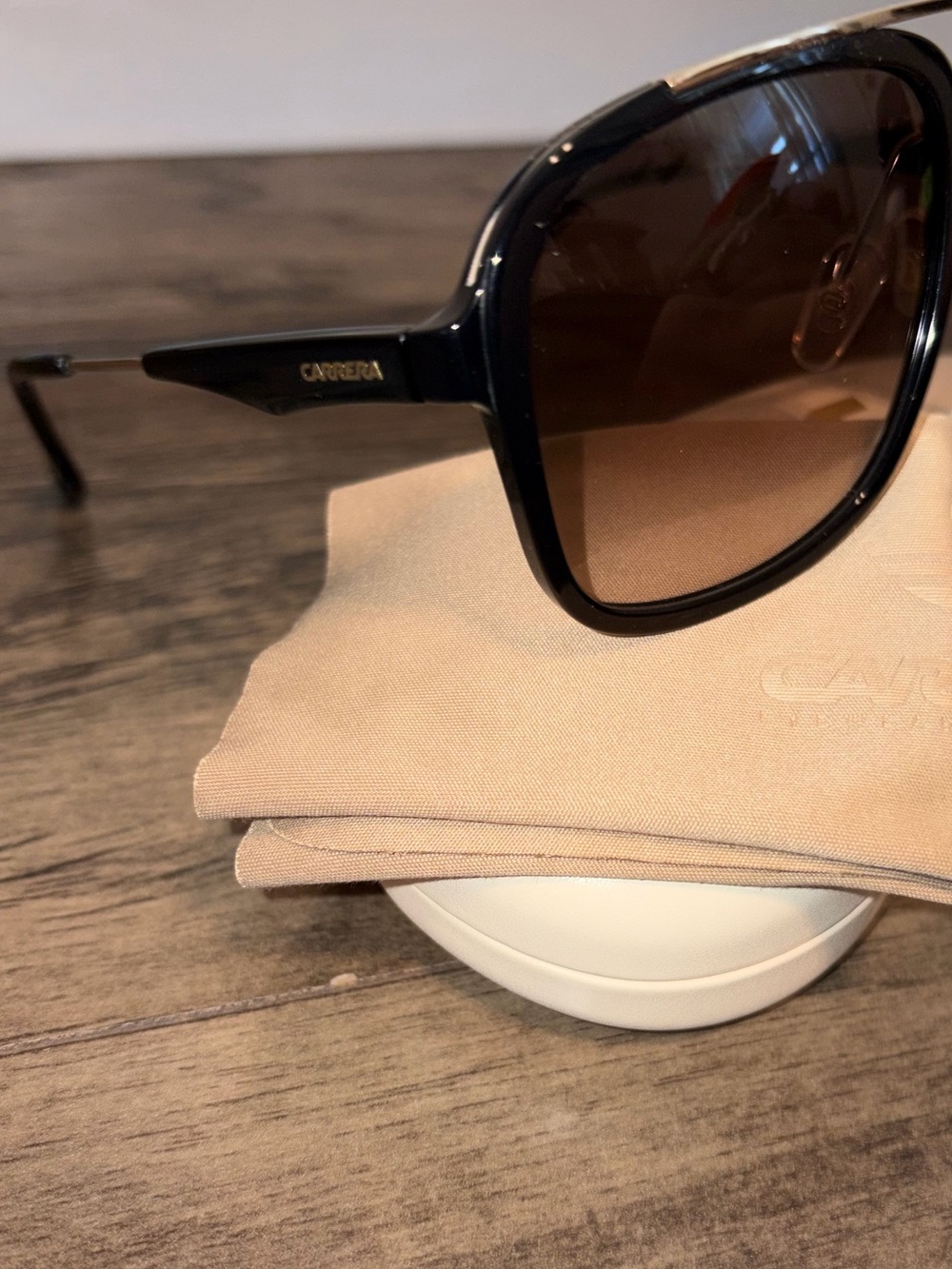 NEW MENS Carrera Aviator Sunglasses Classic Everyday Wear - Picture 4 of 6